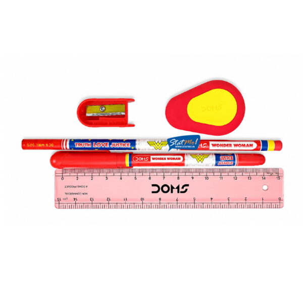 DOMS WONDER WOMAN STATIONERY KIT
